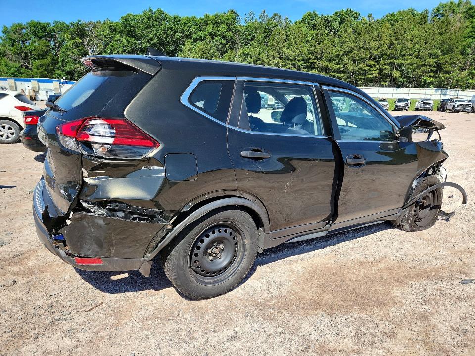 Photo 3 from auction – 2017 NISSAN ROGUE with VIN JN8AT2MV1HW015763