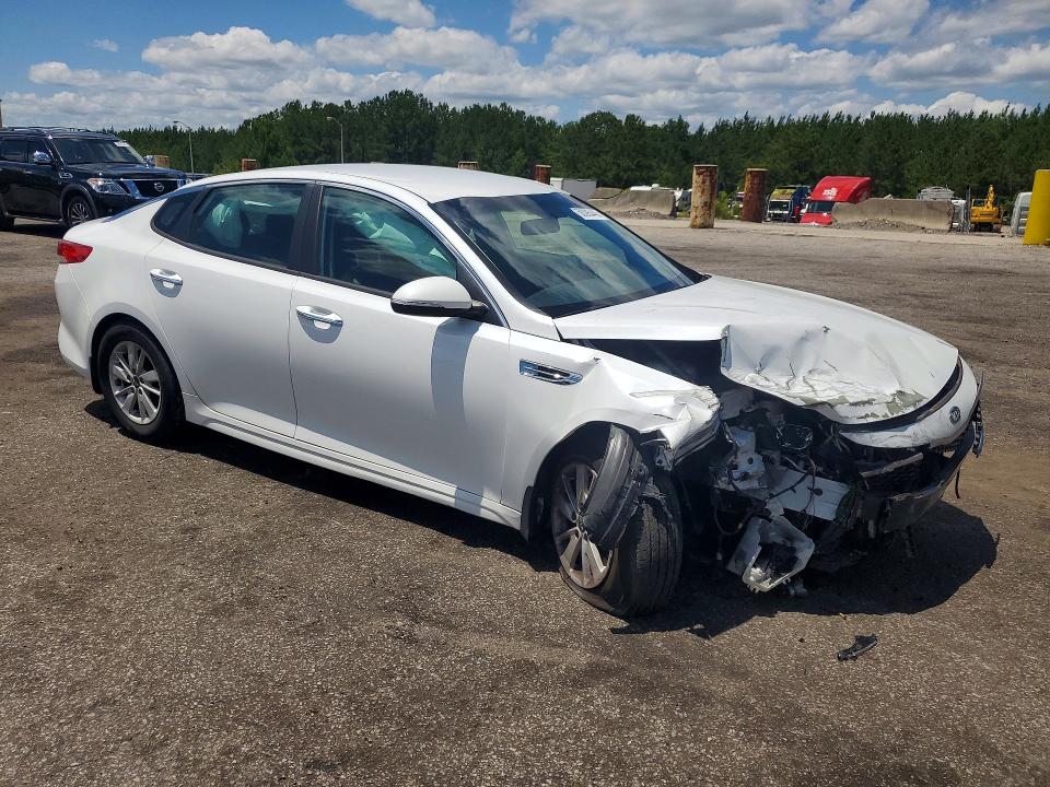 Photo 4 from auction – 2016 KIA OPTIMA with VIN 5XXGT4L35GG114457