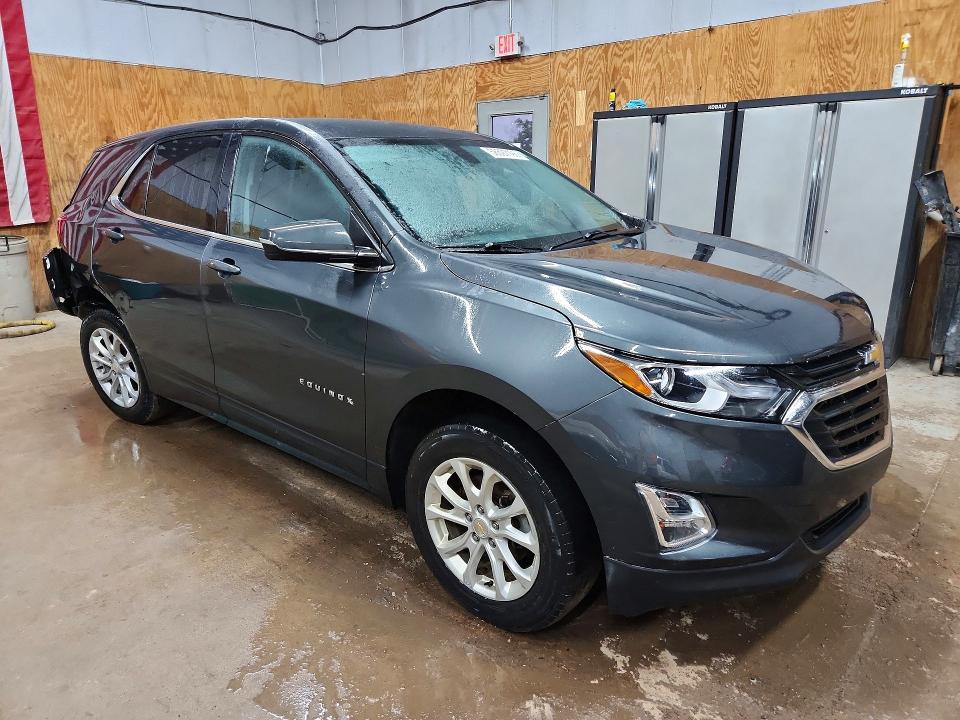 Photo 4 from auction – 2019 CHEVROLET EQUINOX with VIN 2GNAXUEV1K6238002