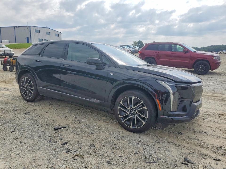 Photo 4 from auction – 2025 CADILLAC OPTIQ with VIN 3GYK3EMRXSS232424