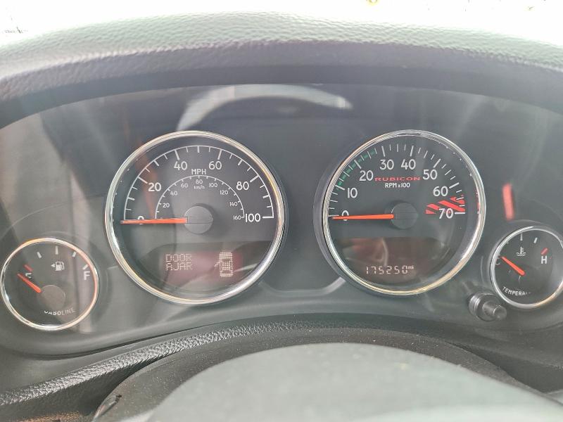 Снимка 9 от търг – 2014 JEEP WRANGLER UNLIMITED с VIN 1C4HJWFG0EL302028