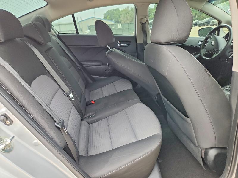 Photo 10 from auction – 2015 KIA FORTE with VIN KNAFX4A6F5375760