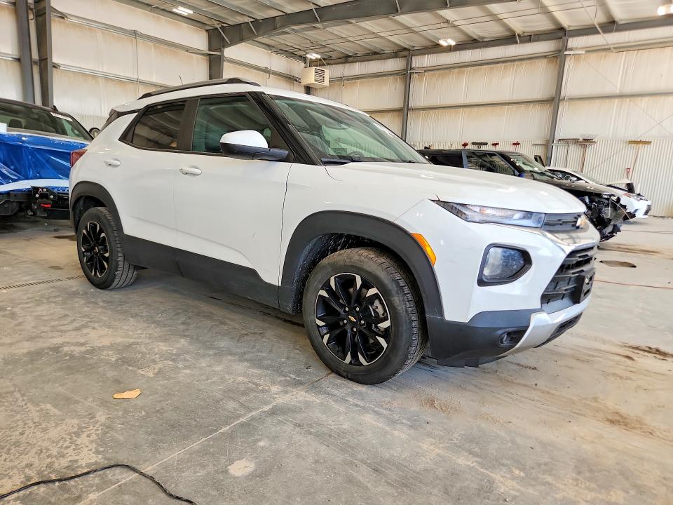 Photo 4 from auction – 2021 CHEVROLET TRAIL BLAZER with VIN KL79MPS20MB014880