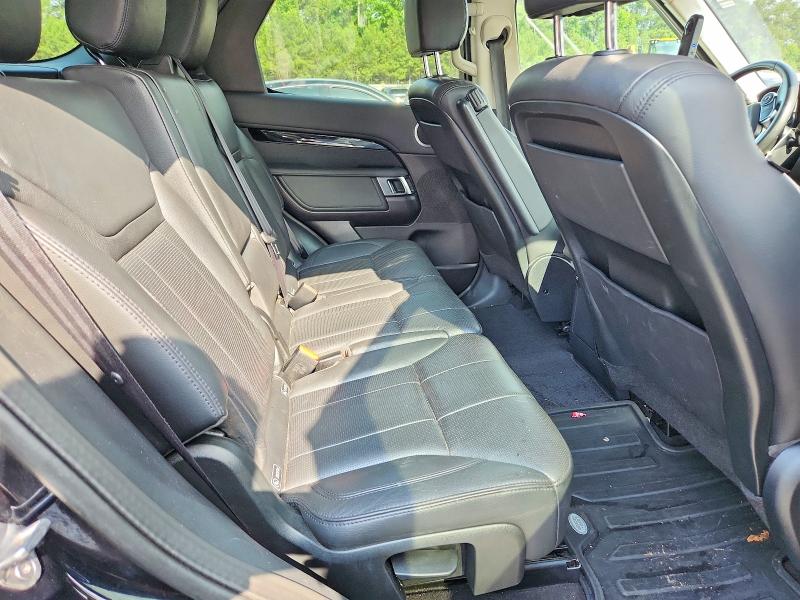 Photo 11 from auction – 2018 LAND ROVER DISCOVERY with VIN SALRG2RV9JA076138