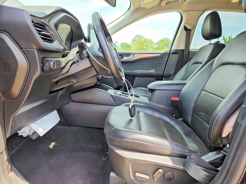 Photo 7 from auction – 2022 FORD ESCAPE with VIN 1FMCU9J92NUB87000