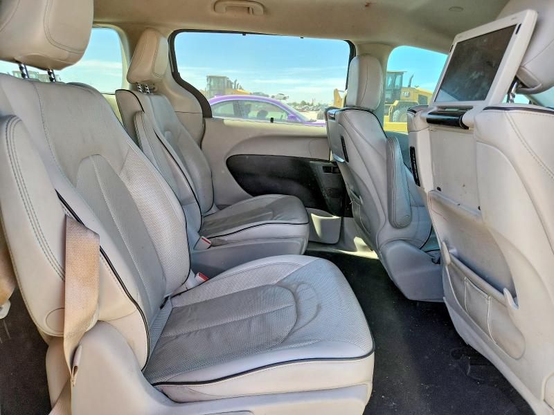 Photo 11 from auction – 2017 CHRYSLER PACIFICA with VIN 2C4RC1N77HR739961