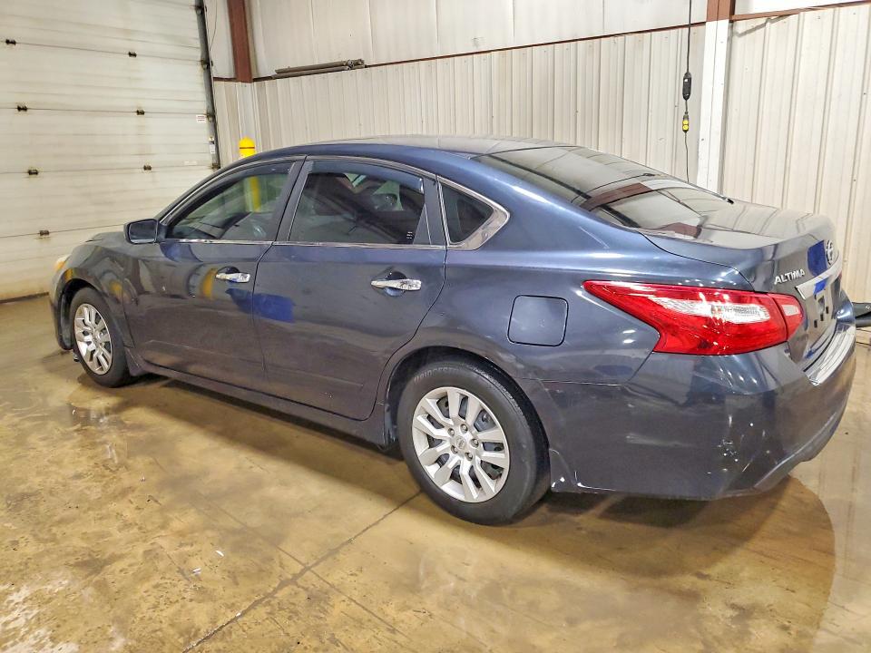 Photo 2 from auction – 2017 NISSAN ALTIMA with VIN 1N4AL3AP4HC130789