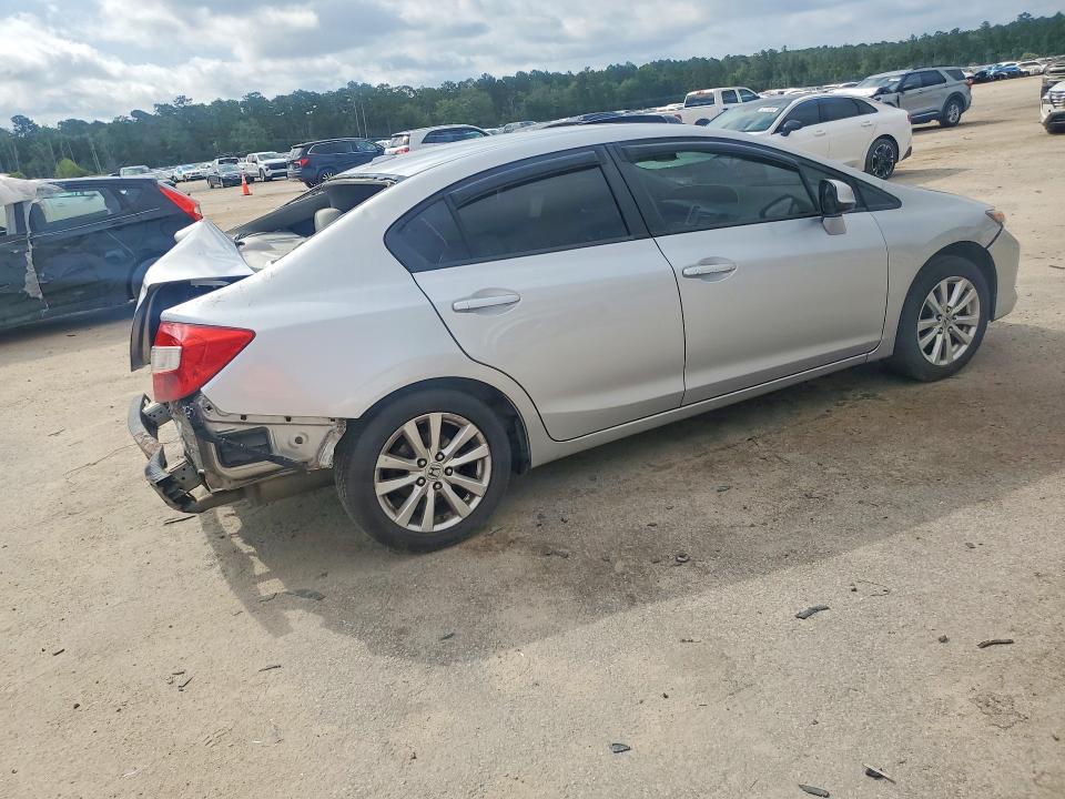 Photo 3 from auction – 2012 HONDA CIVIC with VIN 19XFB2F87CE339931