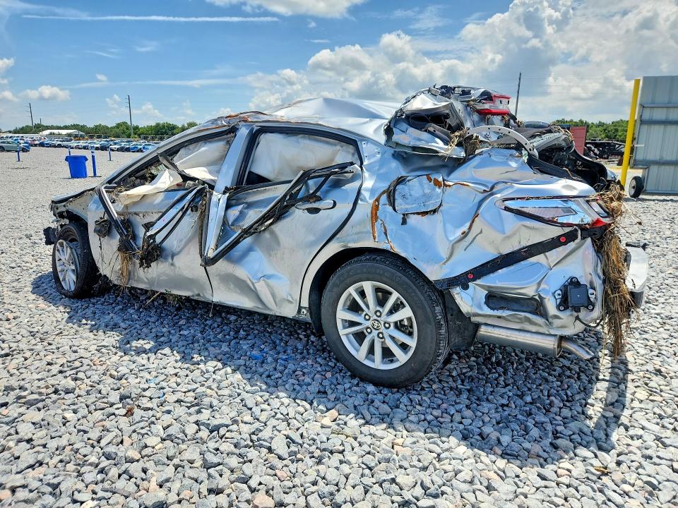 Zdjęcie 2 z aukcji – 2026 TOYOTA CAMRY z VIN 4T1DAACKXTU667782
