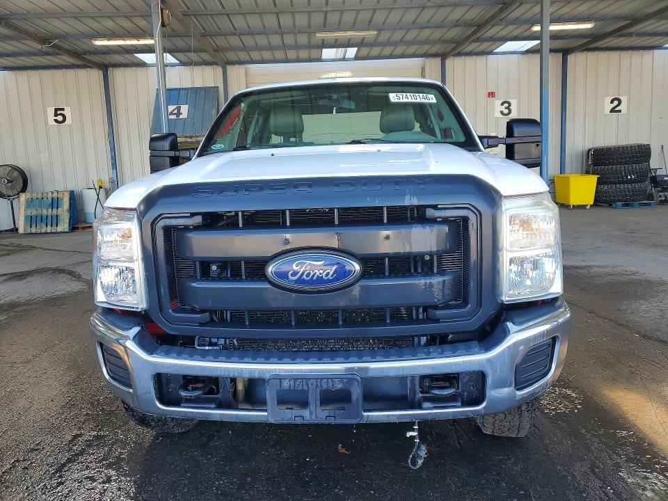 Photo 5 from auction – 2015 FORD F250 with VIN 1FT7X2B68FEC90961