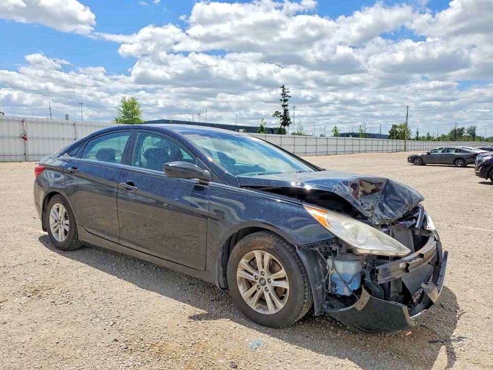 Photo 4 from auction – 2013 HYUNDAI SONATA with VIN 5NPEB4AC8DH620152