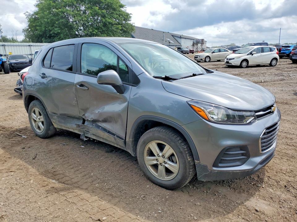 Photo 4 from auction – 2020 CHEVROLET TRAX with VIN 3GNCJNSBXLL139525