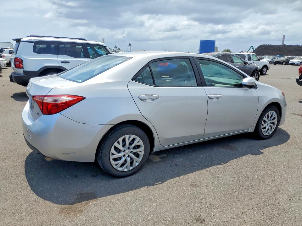 Photo 3 from auction – 2019 TOYOTA COROLLA with VIN 5YFBURHE7KP944095