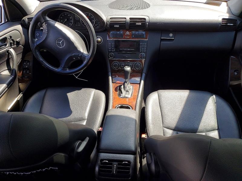 Photo 8 from auction – 2007 MERCEDES-BENZ C with VIN WDBRF92H37F919302