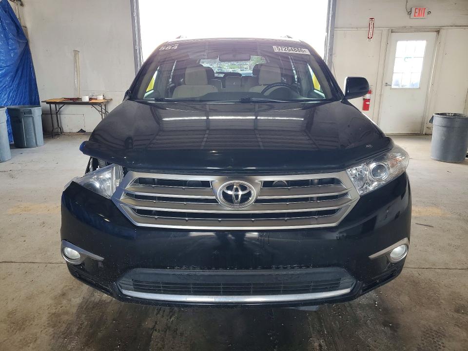 Photo 5 from auction – 2011 TOYOTA HIGHLANDER with VIN 5TDBK3EH4BS077389