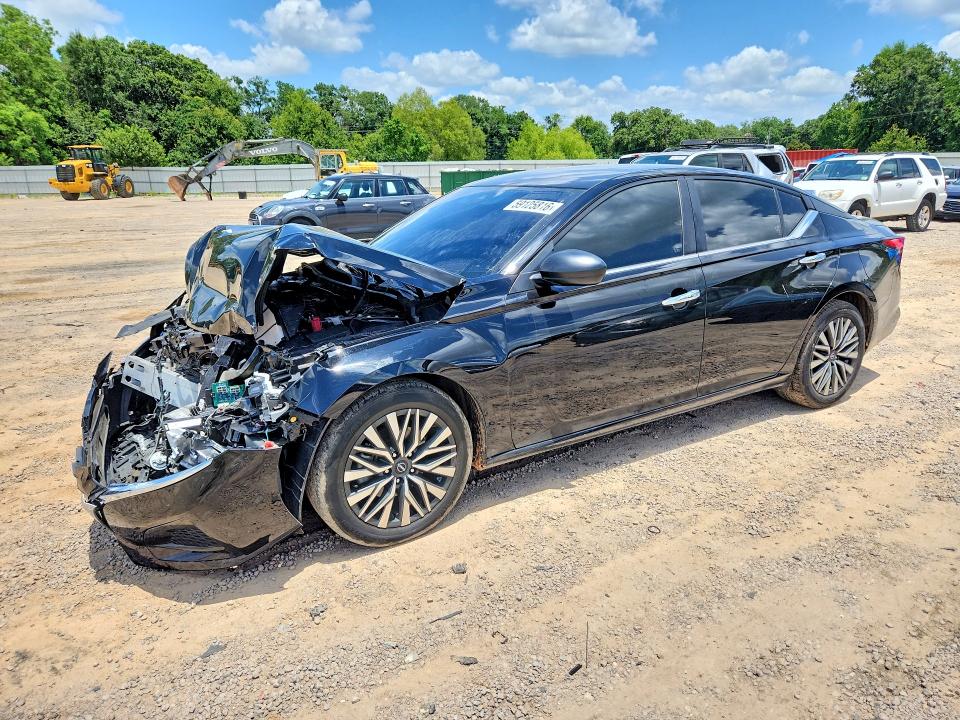 NISSAN ALTIMA 2024 with VIN 1N4BL4DV1RN377889 - Photo from auction