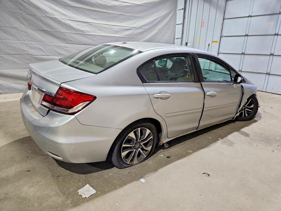 Photo 3 from auction – 2013 HONDA CIVIC with VIN 19XFB2F95DE253012