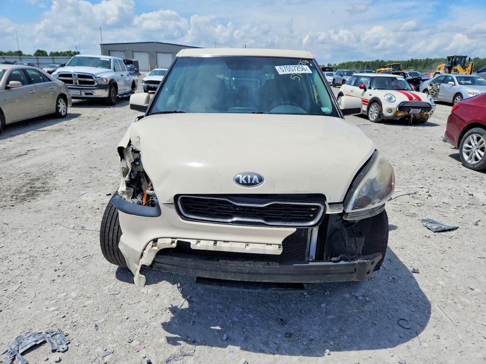 Photo 5 from auction – 2013 KIA SOUL with VIN KNDJT2A50D7762629