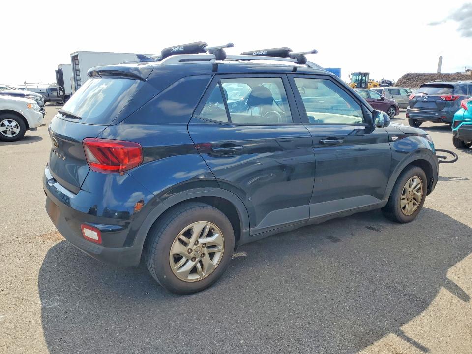 Photo 3 from auction – 2020 HYUNDAI VENUE with VIN KMHRC8A34LU019553