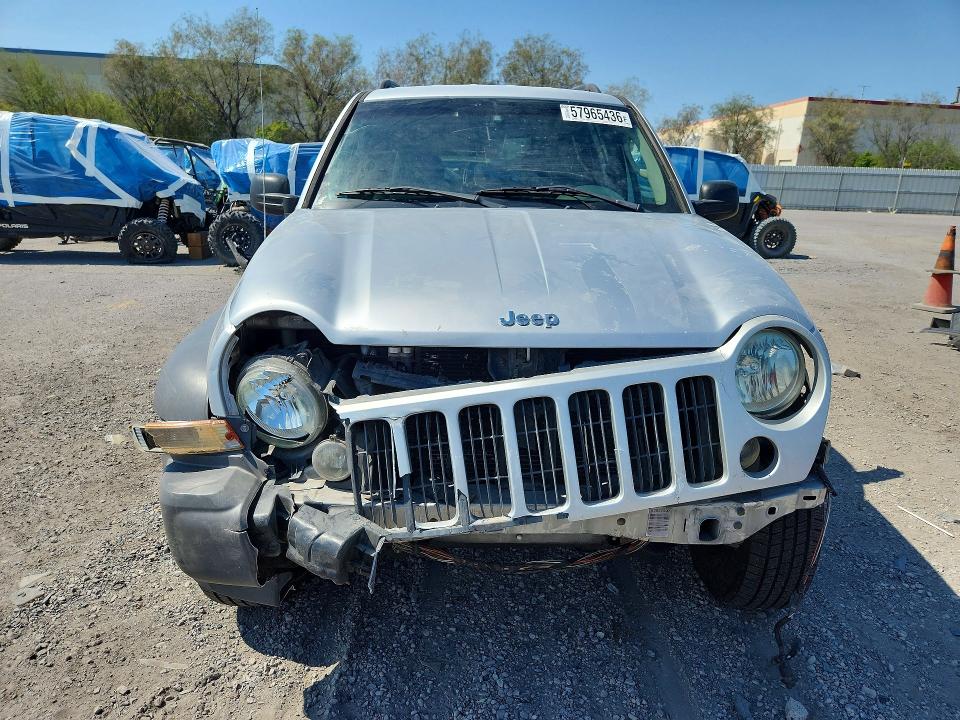 Photo 5 from auction – 2005 JEEP LIBERTY with VIN 1J4GK48K95W510982