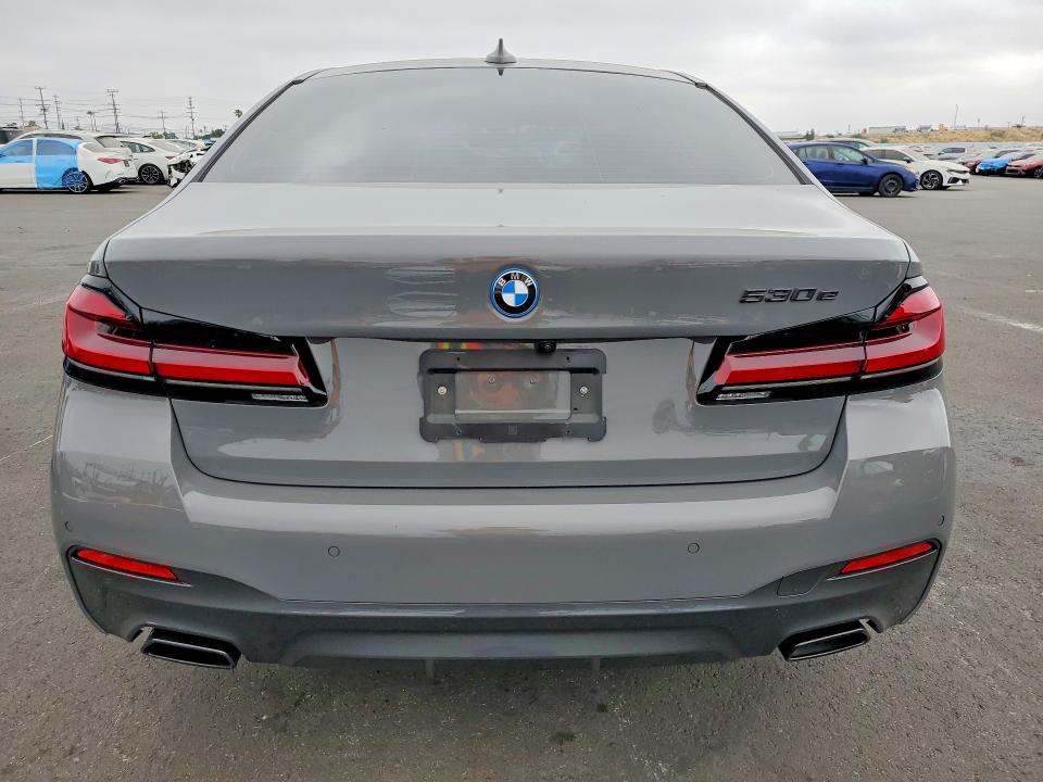 صورة رقم 6 من المزاد - 2022 BMW 530E مع VIN WBA13AG07NCK61992