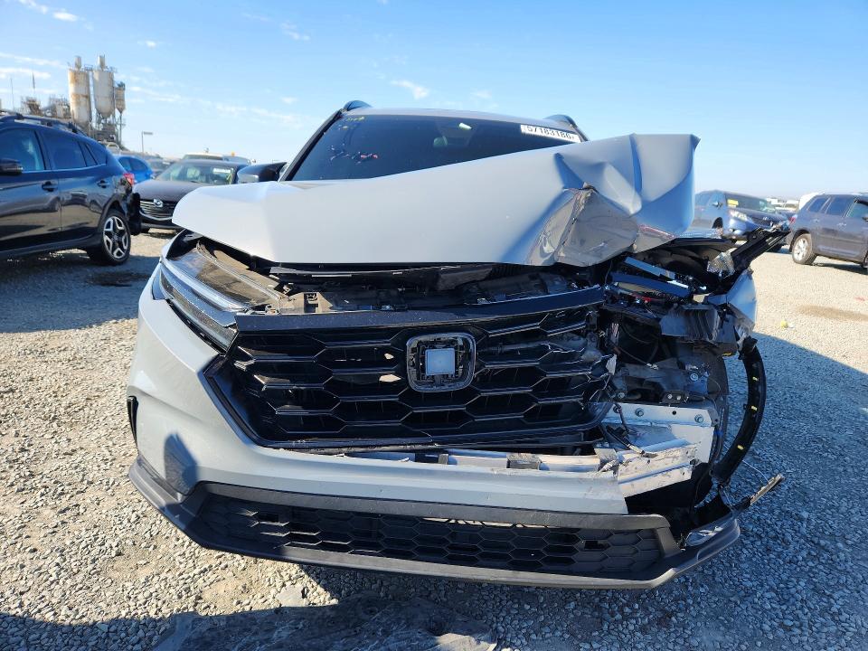 Photo 5 from auction – 2023 HONDA CR-V with VIN 5J6RS3H42PL006170