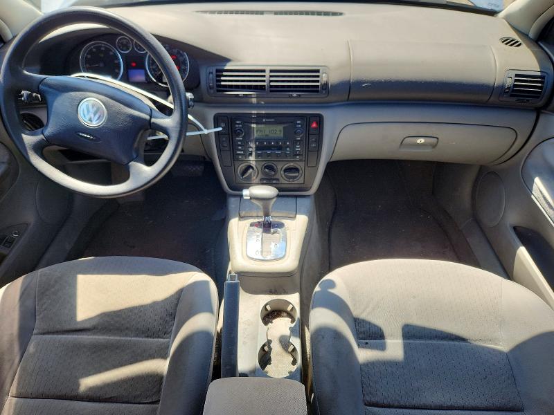 Photo 8 from auction – 2004 VOLKSWAGEN PASSAT with VIN WVWPD63BX4E309843