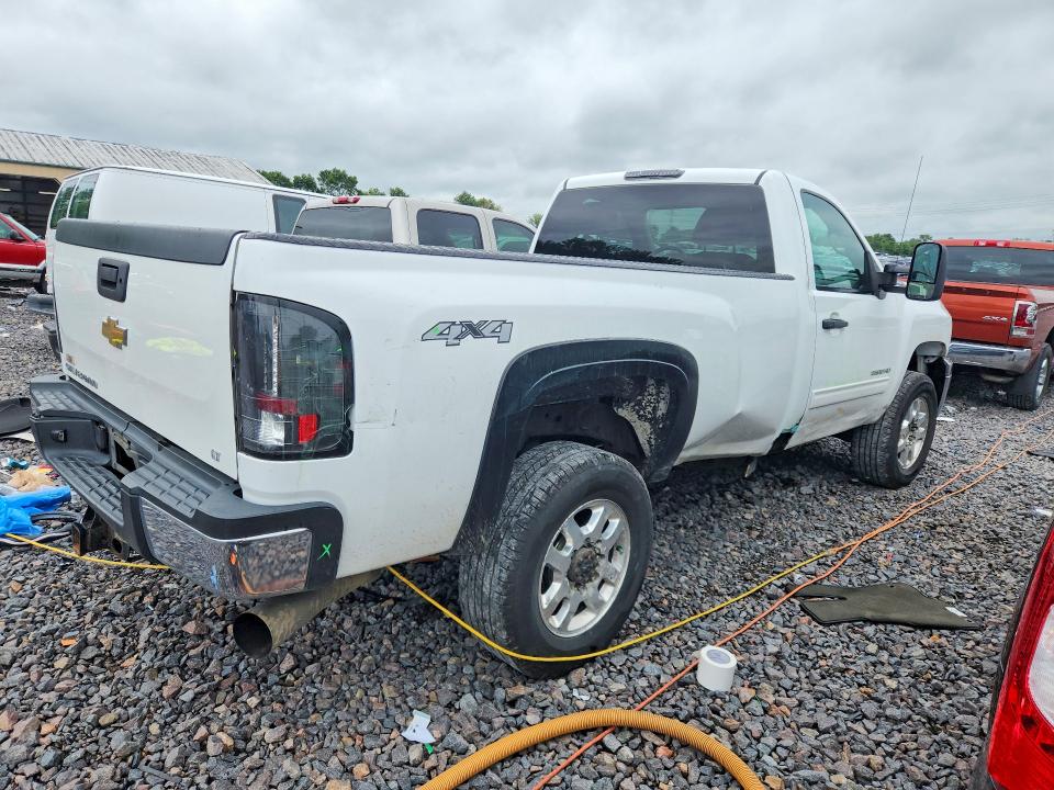 Photo 3 from auction – 2011 CHEVROLET SILVERADO with VIN 1GC0KXC87BF234611