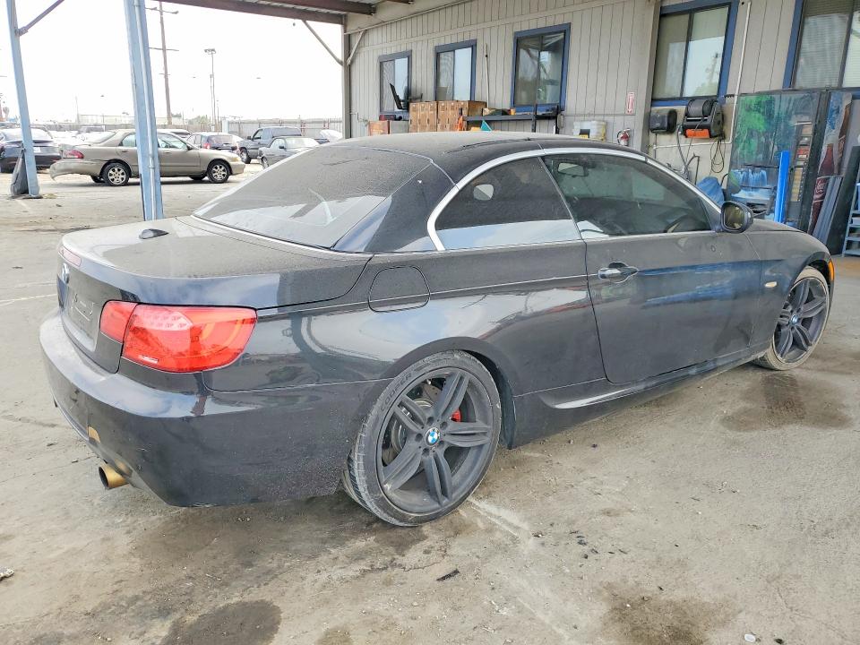 صورة رقم 3 من المزاد - 2011 BMW 335 مع VIN WBADX7C57BE579293