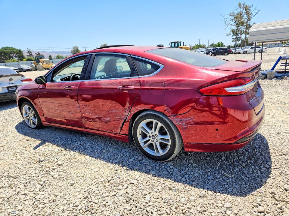 Photo 2 from auction – 2017 FORD FUSION with VIN 3FA6P0RU2HR163729