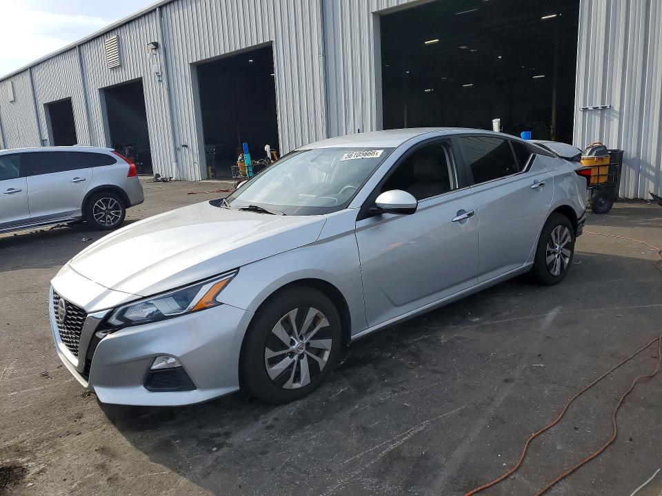 NISSAN ALTIMA 2020 with VIN 1N4BL4BV7LC255253 - Photo from auction