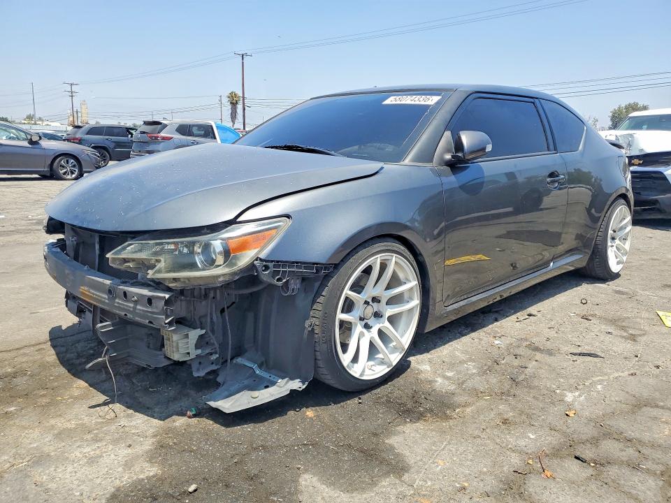 SCION TC 2014 with VIN JTKJF5C77E3086785 - Photo from auction
