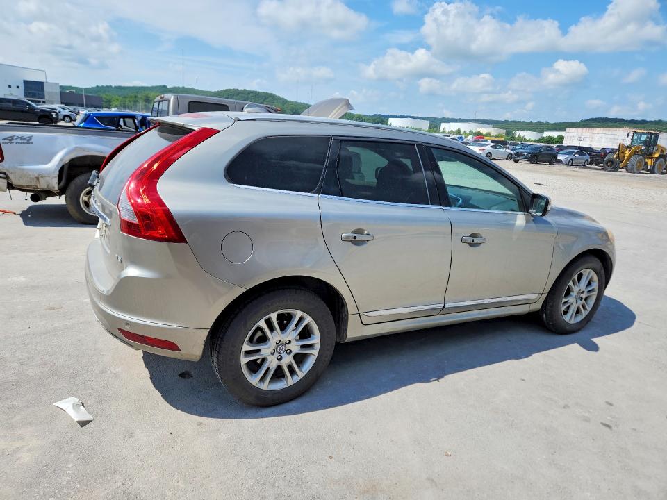 Photo 3 from auction – 2015 VOLVO XC60 with VIN YV440MDK3F2649628