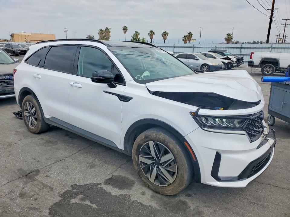 Photo 4 from auction – 2021 KIA SORENTO with VIN 5XYRL4LC7MG022248