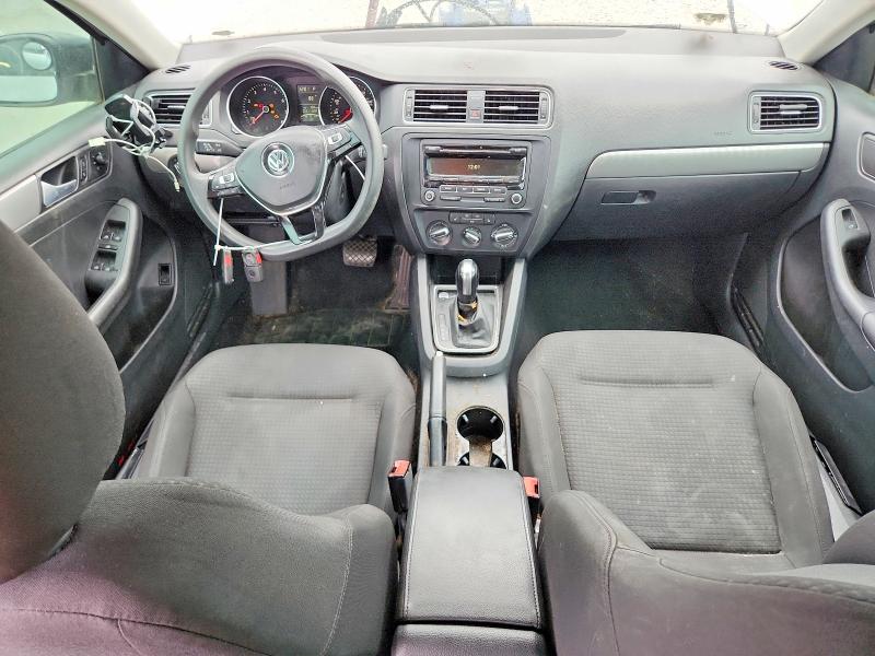 Photo 8 from auction – 2015 VOLKSWAGEN JETTA with VIN 3VWD17AJ1FM353655