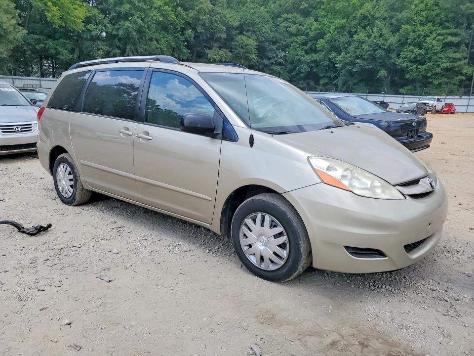 Photo 4 from auction – 2008 TOYOTA SIENNA with VIN 5TDZK23C38S221992
