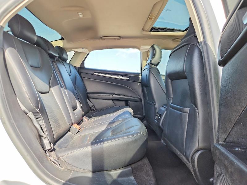 Photo 10 from auction – 2019 FORD FUSION with VIN 3FA6P0D93KR117708