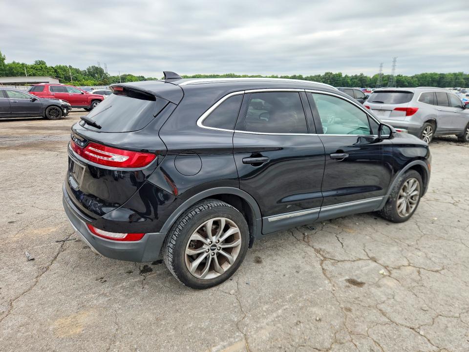 Photo 3 from auction – 2019 LINCOLN MKC with VIN 5LMCJ2C9XKUL08524