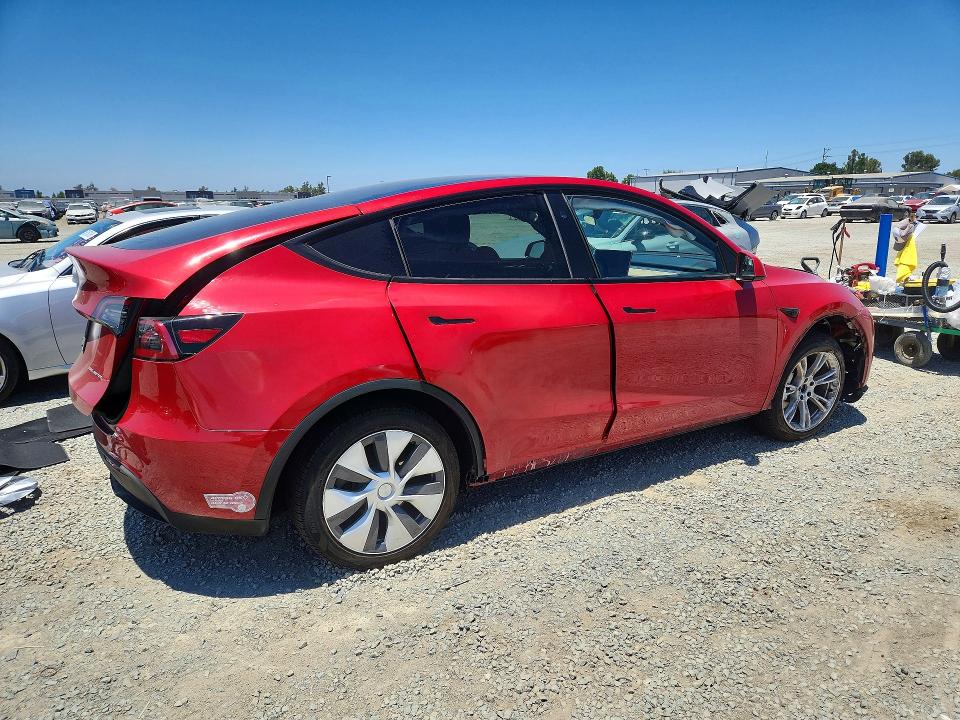 Photo 3 from auction – 2023 TESLA MODEL Y with VIN 7SAYGDEE7PA201612