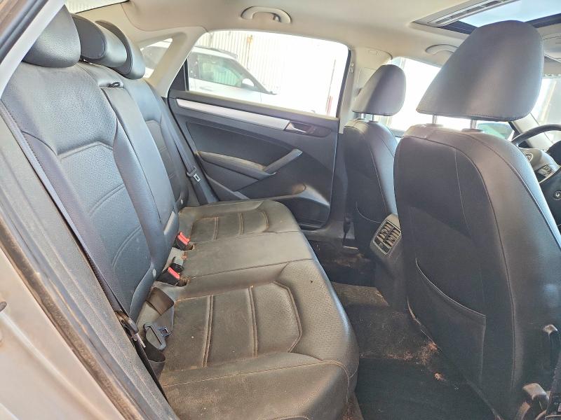 Photo 10 from auction – 2013 VOLKSWAGEN PASSAT with VIN 1VWBP7A3XDC111131
