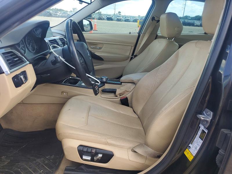 Photo 7 from auction – 2016 BMW 320 with VIN WBA8E1G51GNT35161