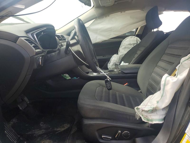 Photo 7 from auction – 2017 FORD FUSION with VIN 3FA6P0LU0HR247136