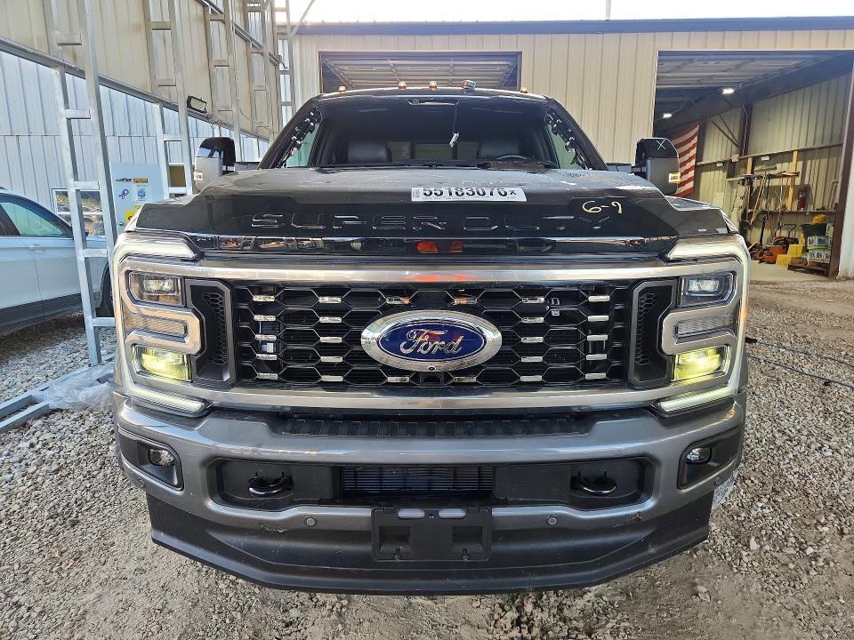 Photo 5 from auction – 2026 FORD F450 with VIN 1FT8W4DM3TEC26420