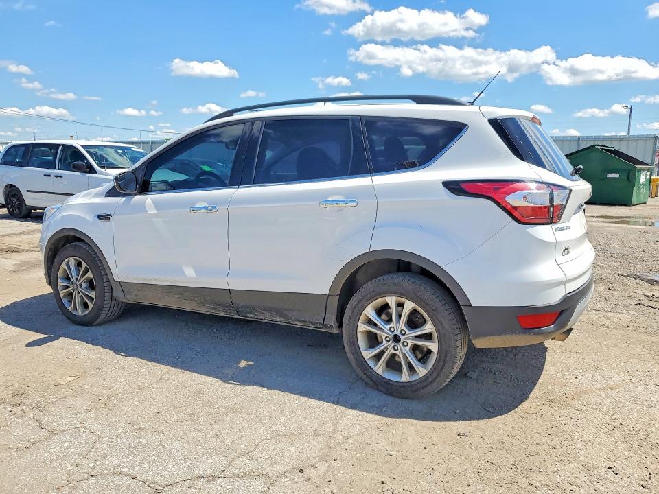 Photo 2 from auction – 2018 FORD ESCAPE with VIN 1FMCU9GD7JUC05318