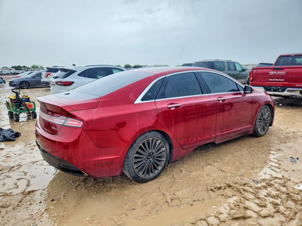 Photo 3 from auction – 2016 LINCOLN MKZ with VIN 3LN6L2G96GR632704