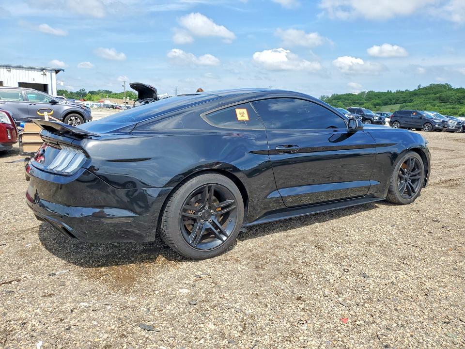 Photo 3 from auction – 2016 FORD MUSTANG with VIN 1FA6P8CF7G5210747