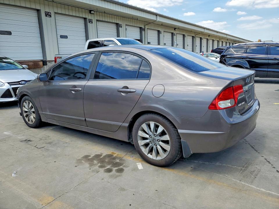 Photo 2 from auction – 2010 HONDA CIVIC with VIN 19XFA1F9XAE018937