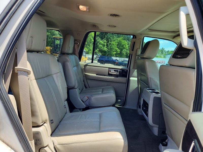 Photo 10 from auction – 2015 LINCOLN NAVIGATOR with VIN 5LMJJ2HT6FEJ02757