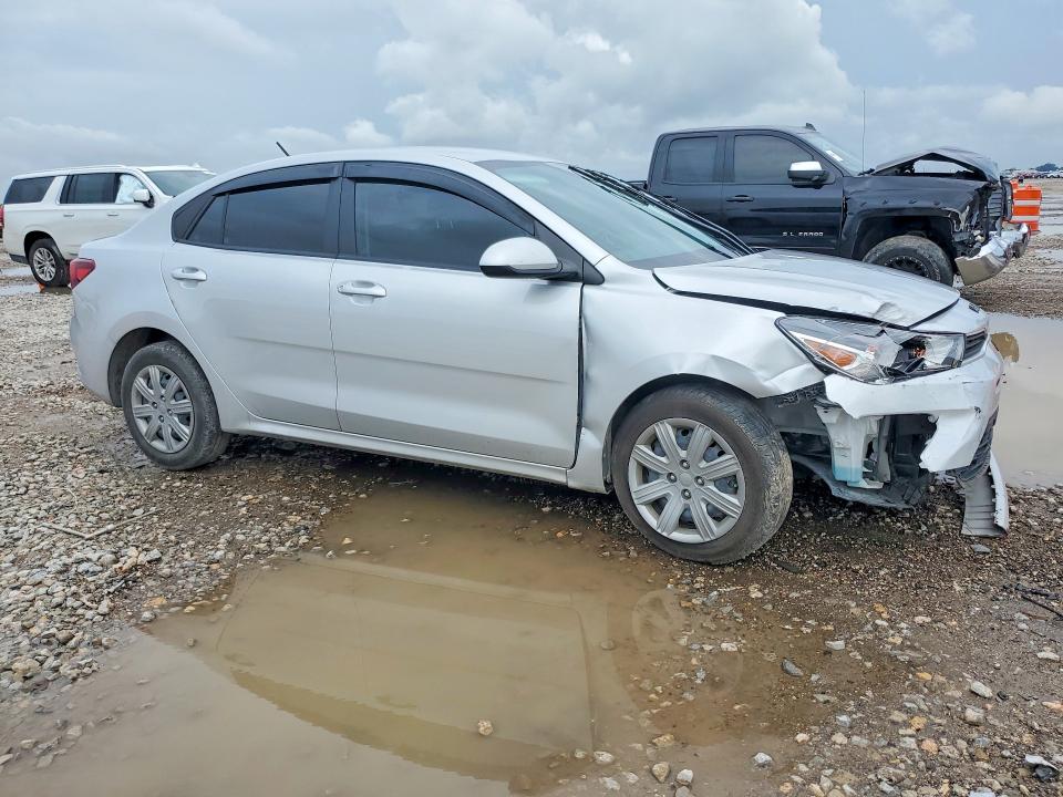 Photo 4 from auction – 2023 KIA RIO with VIN 3KPA24AD0PE611591