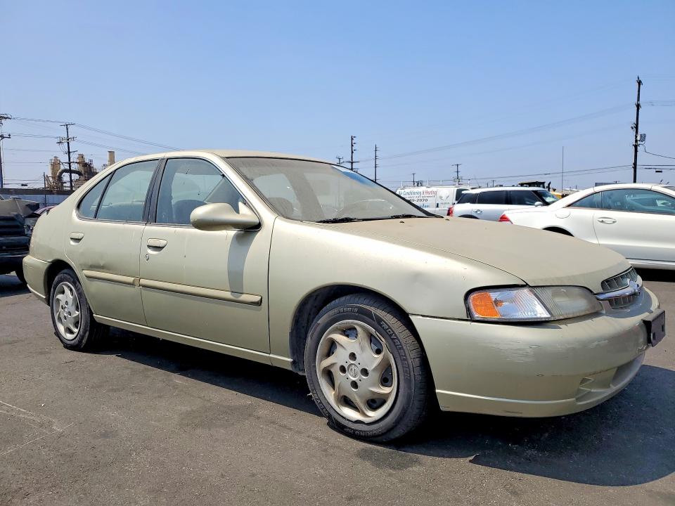 Photo 4 from auction – 1999 NISSAN ALTIMA with VIN 1N4DL01D9XC207270